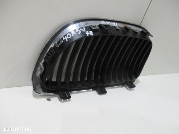 Grila radiator dreapta BMW Seria 3 E90 An 2008-2012 cod 224059-10 - 6