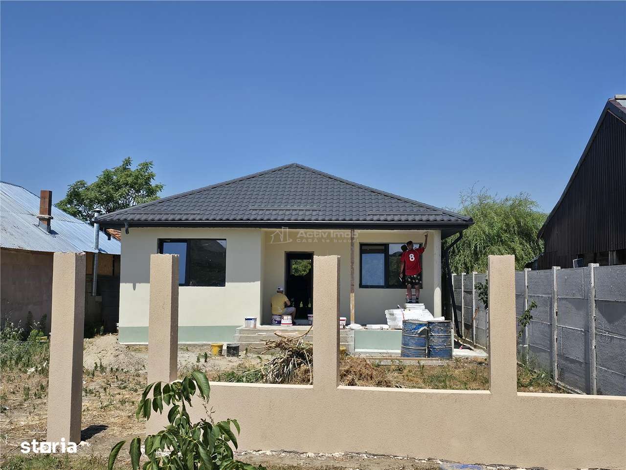 Casa noua la gri - Gostinari - 3 camere - 110mp - 700mp teren --2