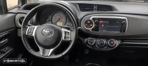 Toyota Yaris 1.0 VVT-i Comfort+Navi - 11