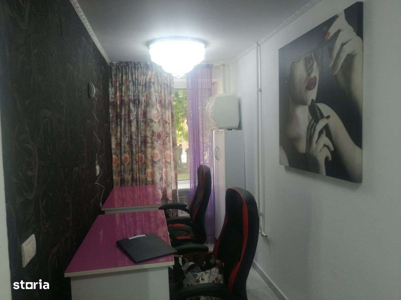 Salon ultracentral zona English Park p/4 mobilat si utilat 750 euro - Imagine principală: 4/7