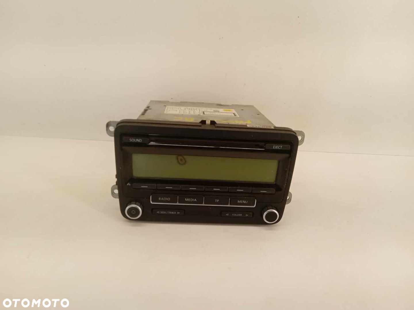 RADIO FABRYCZNE CD VW PASSAT B6 1K0035186AA - 1