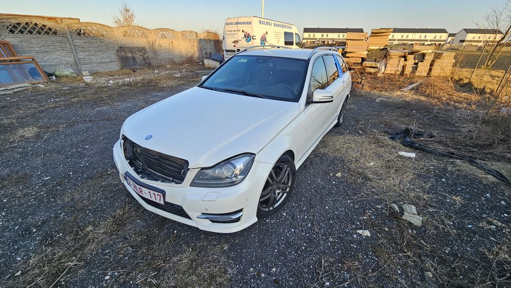 Mercedes-Benz C W204 220 CDI 7G-TRONIC Avantgarde Edition 2013
