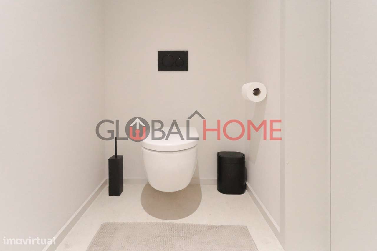 Moradia T5 com piscina na Quinta das Luzes-59