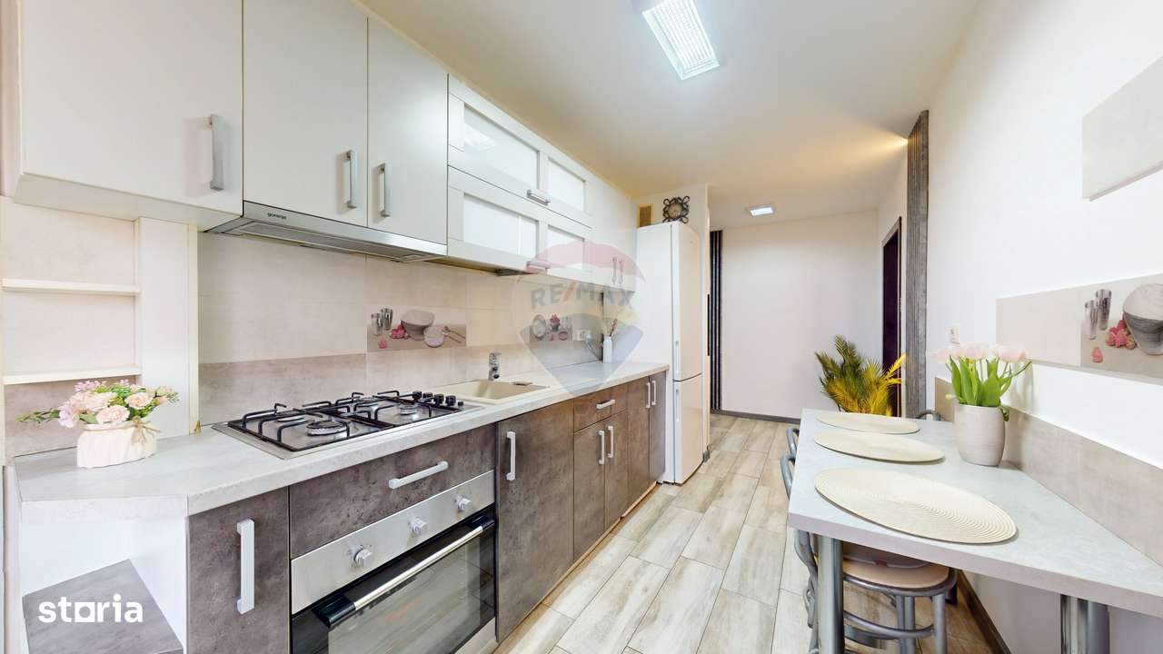 Apartament 3 camere, 2 băi, 2 parcări de vânzare zona Avantgarden 2-13