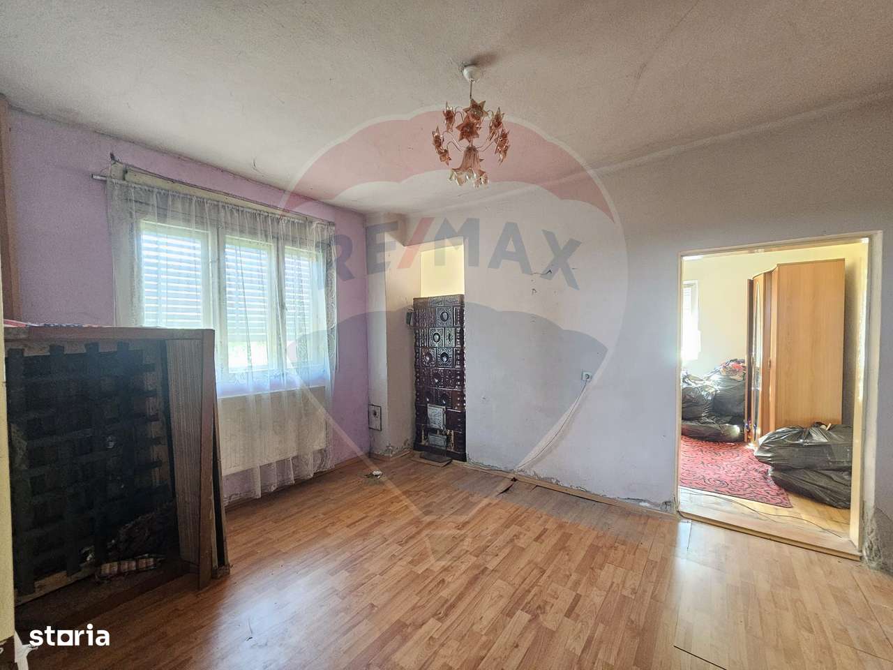 Casa de vanzare P+1E-6