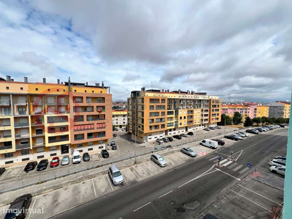 Apartamento T3 com garagem e arrecadação em Santa Marta do Pinhal, ...-47