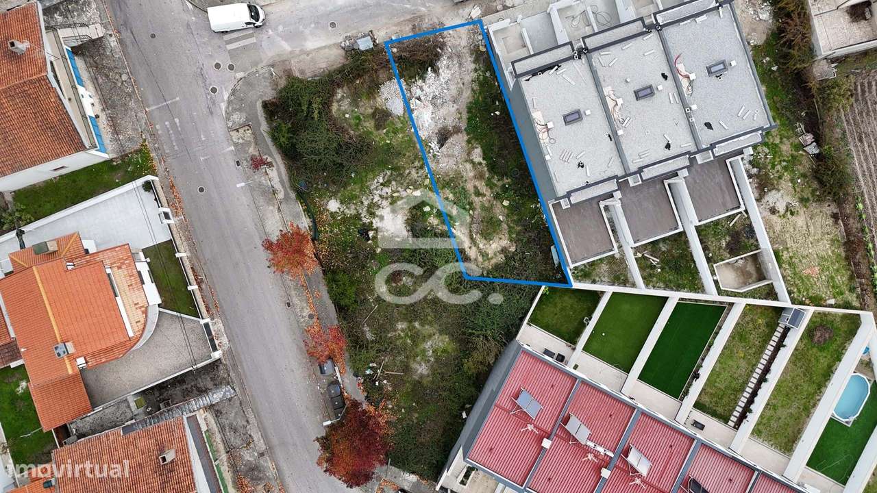 Lote para construção de uma moradia unifamiliar em banda com dois piso - Grande imagem: 5/8