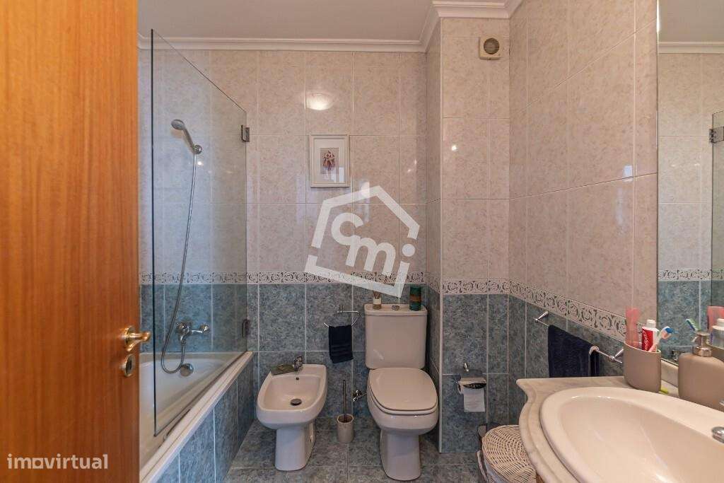 Moradia Duplex T3 - com Terraço - Águas Santas - Maia-21