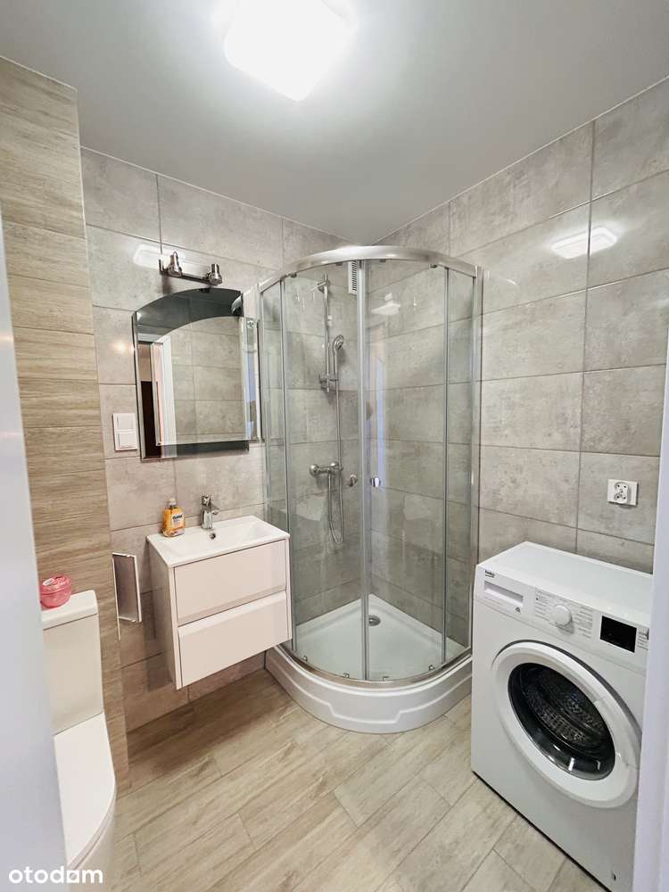 Na sprzedaż 2 pokoje po remoncie-blok-balkon-piwnica-12