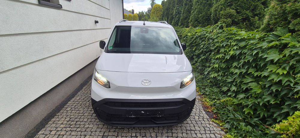 Toyota Proace City 2024