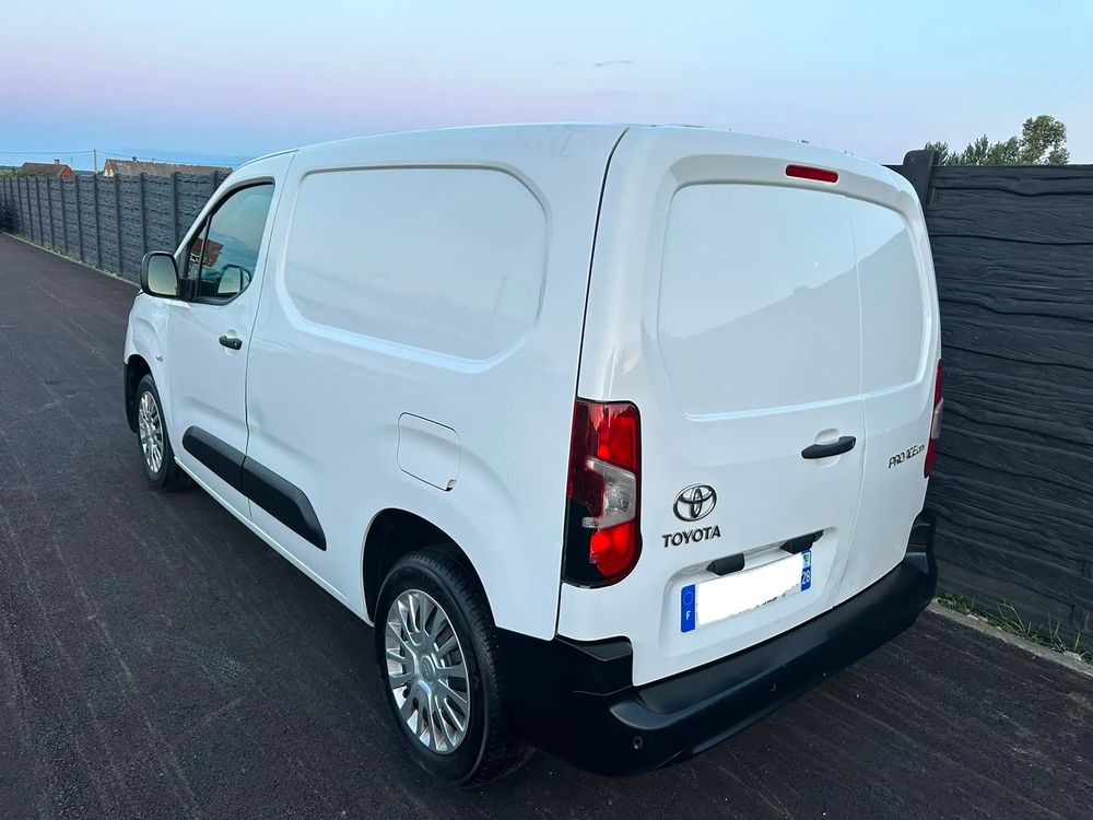Toyota Proace City 2023
