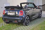 MINI Cabrio John Cooper Works - 32