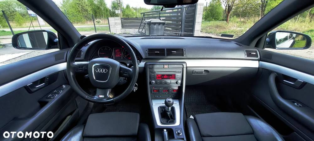 Audi A4 Avant 2.0 TDI - 8