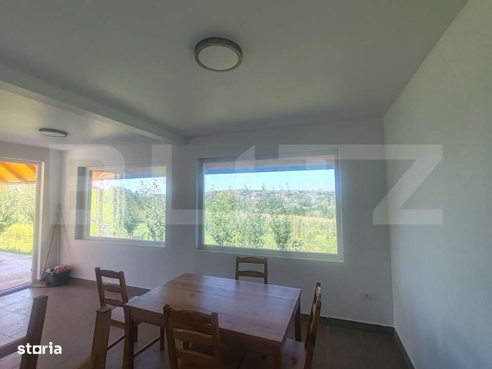 Casuta tip foisor, 30 mp, pe un teren de 3.000 mp, vedere panoramica, - Imagine principală: 2/8