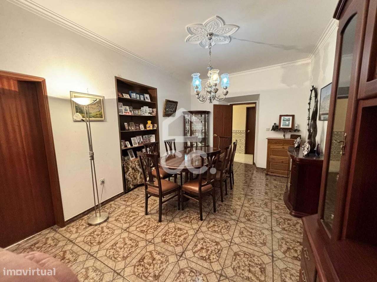 Moradia com 4 quartos no centro da cidade com garagem-15