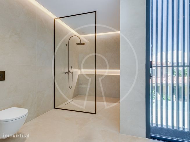 Luxuosa moradia T6 contemporânea em Birre-35