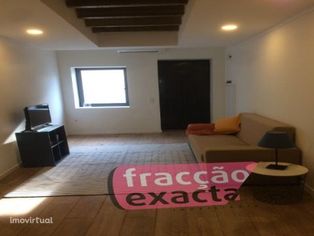 Moardia T2 duplex reconstruida, nova de 2 frentes em Ramalde Porto