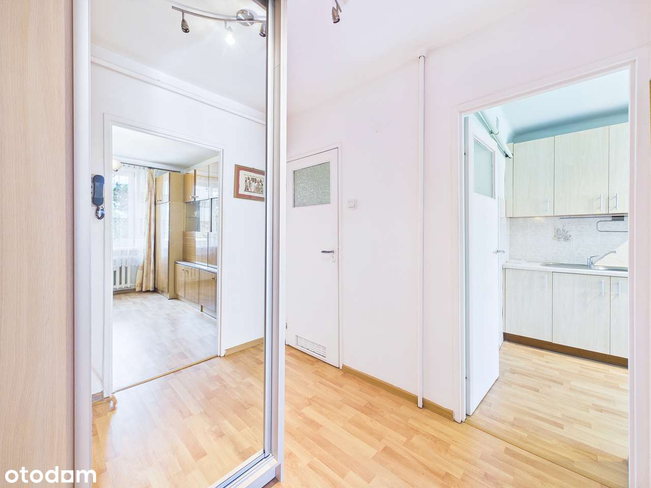 Tarnów Strusina 2 Pokoje 1 Piętro Niski Blok Super Lokalizacja Balkon-9