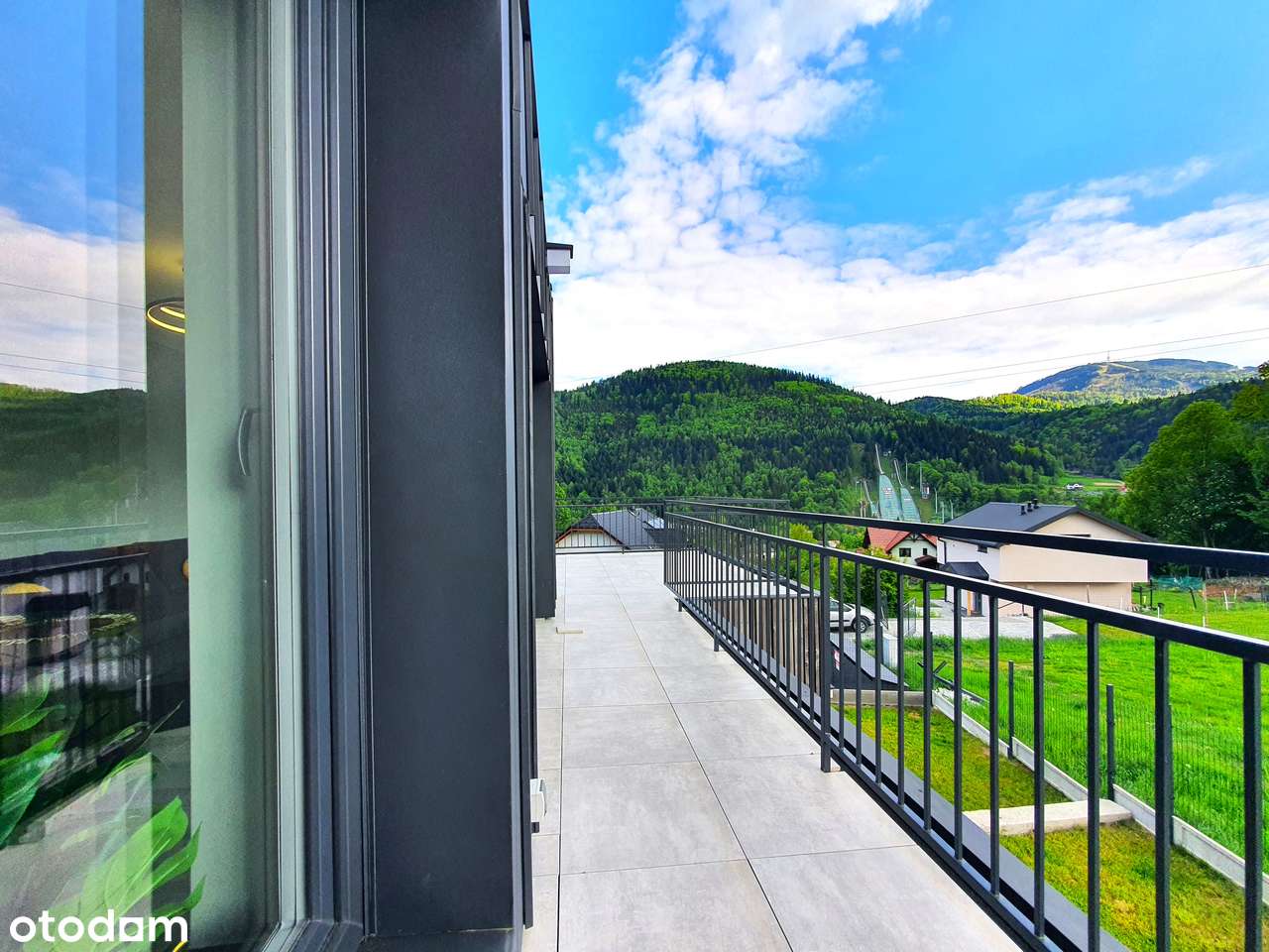 Podwójny apartament pod klucz z dużymi tarasami, sauną i parkingiem-5