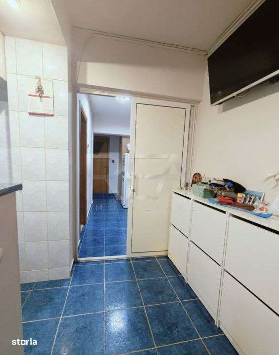 3 camere bloc 1986 - 3 minute Aparatorii patriei - Imagine principală: 4/8