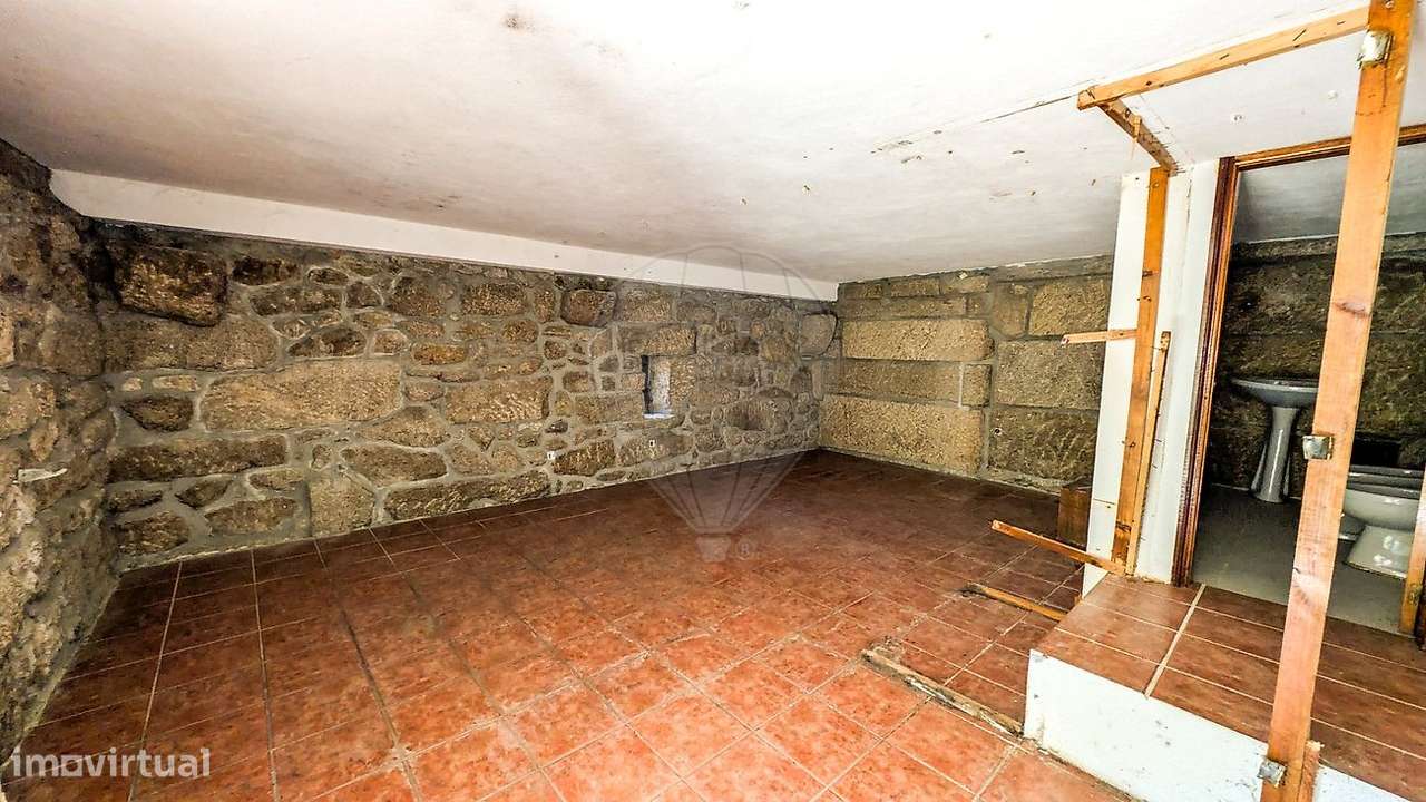 Moradia T5 para venda-42