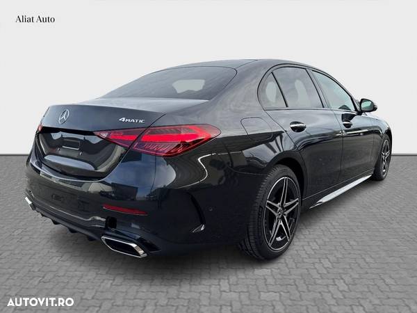 Mercedes-Benz C 300 e 4MATIC - 4