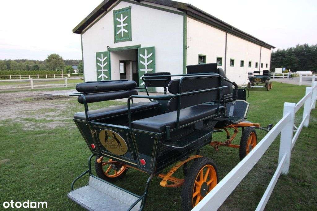 Stadnina koni z pełnym zapleczem hotelowym-6