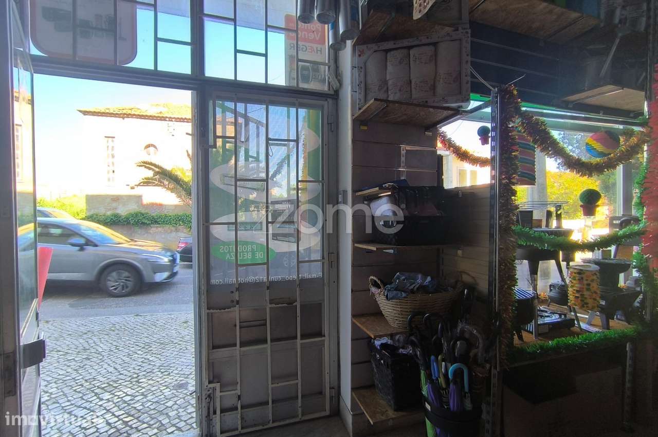 Loja Carnide com 328m2 - Grande imagem: 3/17