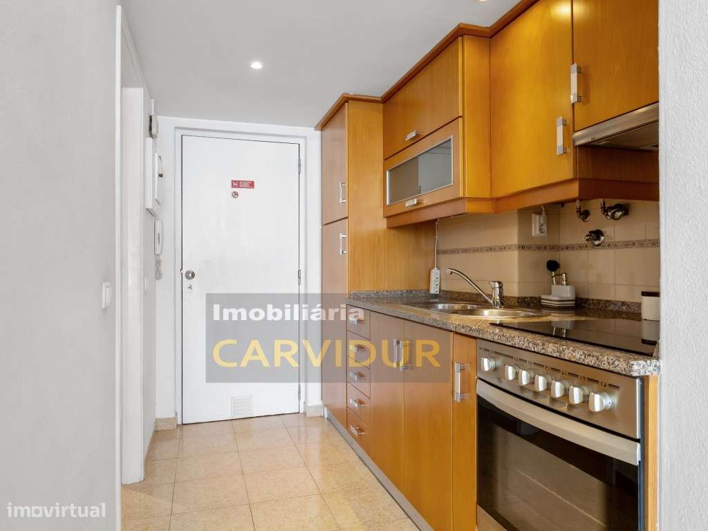 Apartamento T0 debruçado sobre a Baía de Sesimbra,Vista de Mar Exce...-14