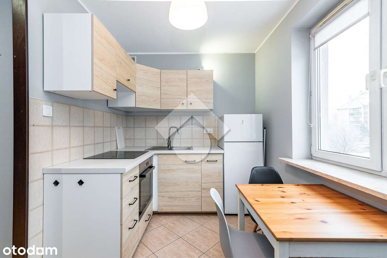 Przestronna kawalerka z dużą kuchnią | Kurdwanów | Widok na park-5