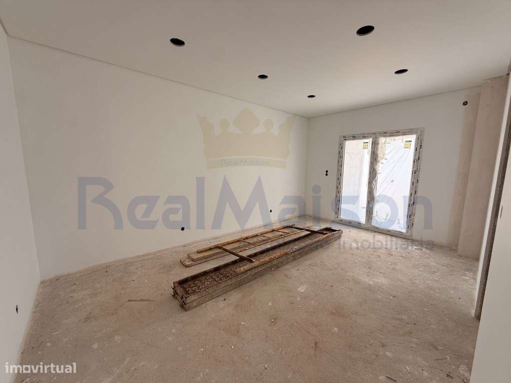 Moradia T4 - Nova Construção - Terrugem (Sintra)-5