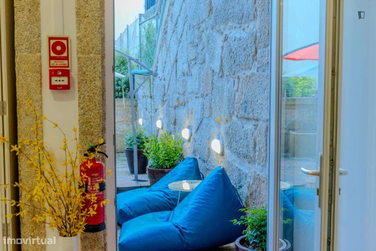 Apartamento com 1 quartos - localizado em Cedofeita Porto - Grande imagem: 4/8