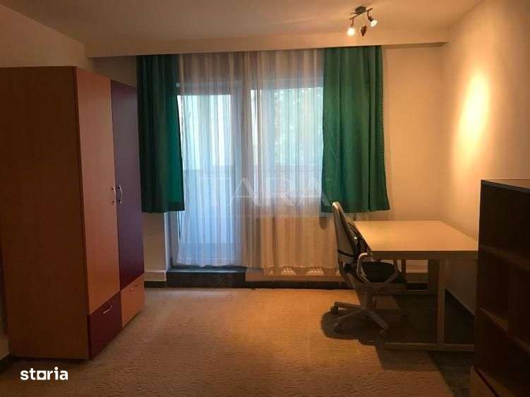 Vând apartament 3 camere decomandat zona Pasteur, Zucca, UMF.-1