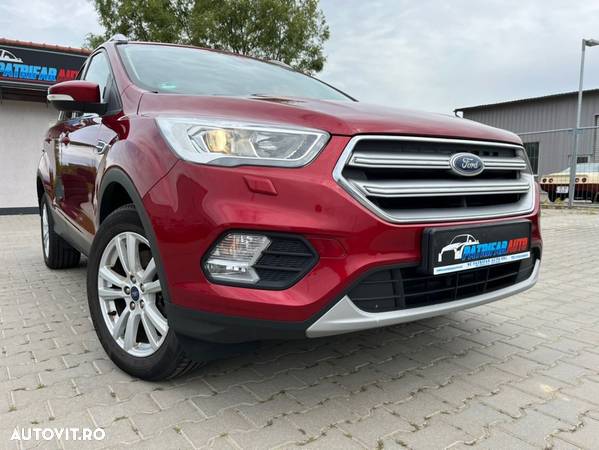 Ford Kuga 1.5 TDCi 2x4 Cool & Connect - 4