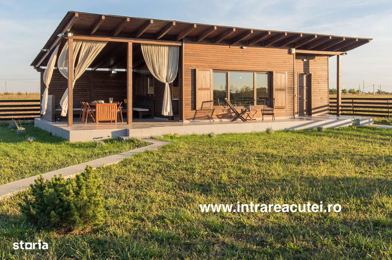 Terenuri cu utilități in rate 500€/luna in centrul orașului Racari-11