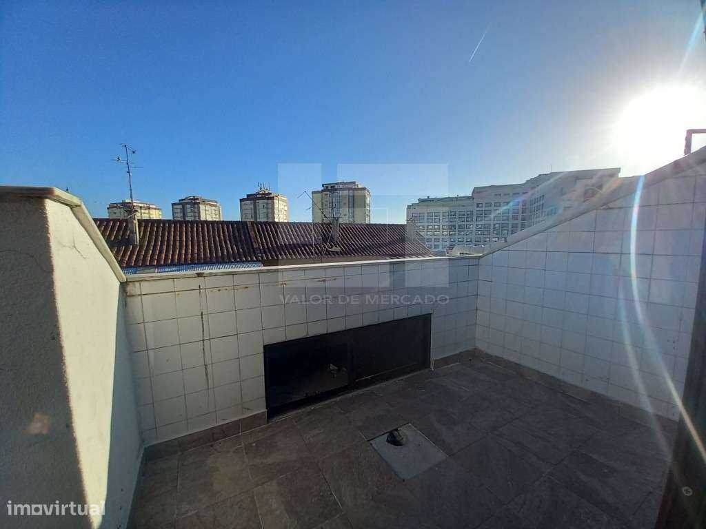 APARTAMENTO DUPLEX T3 - COSTA DA CAPARICA, 300 M DA PRAIA-35