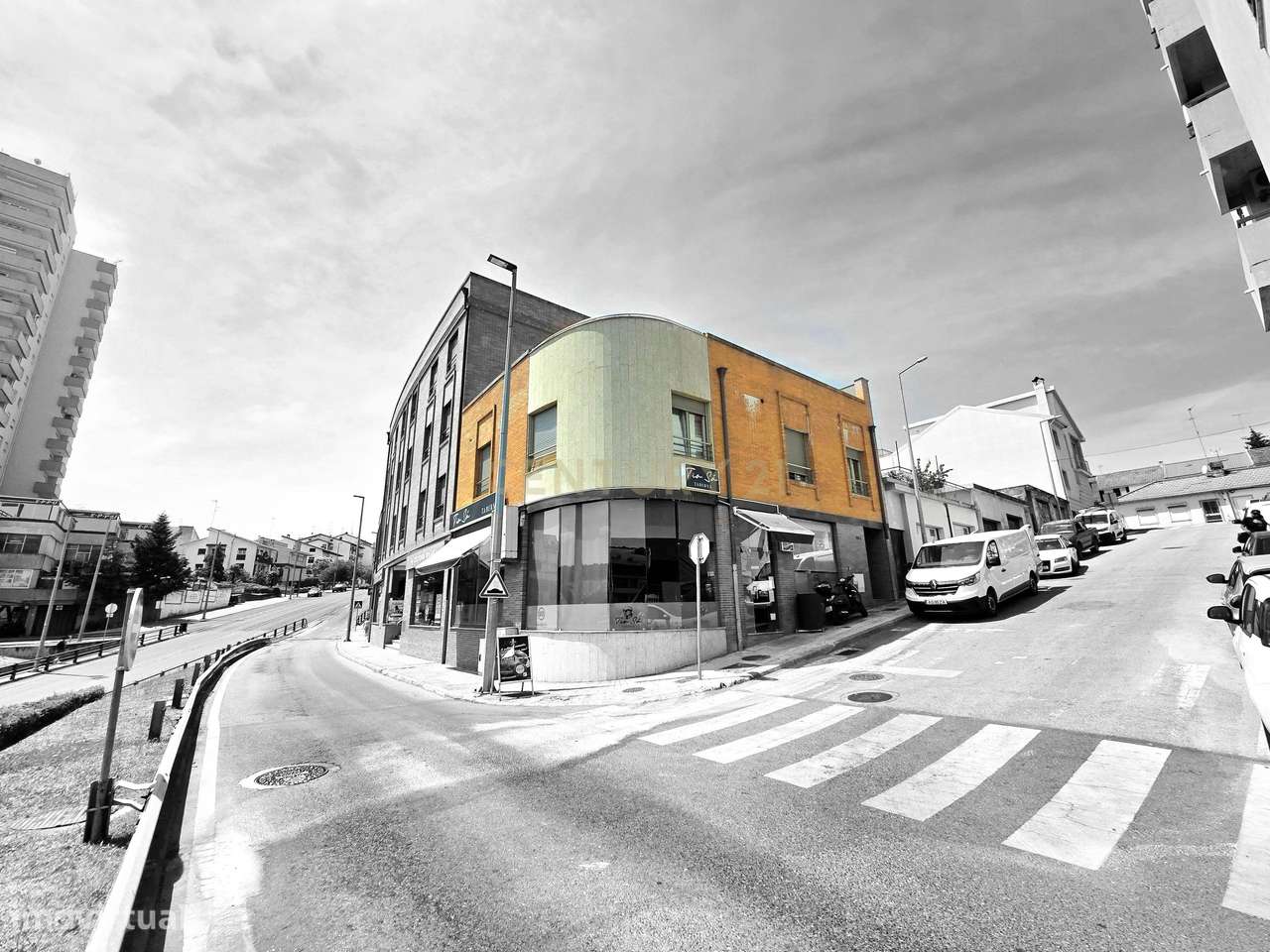 Apartamento T3 em Bragança com excelente Localização - Grande imagem: 2/22