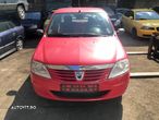 Dezmembrez Dacia Logan rosu 1.6 MPI rosu - 1