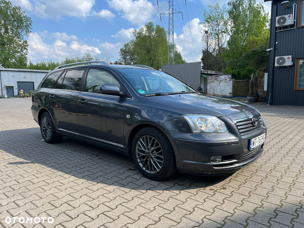 Toyota Avensis 1.8 VVT-i Sol - 3