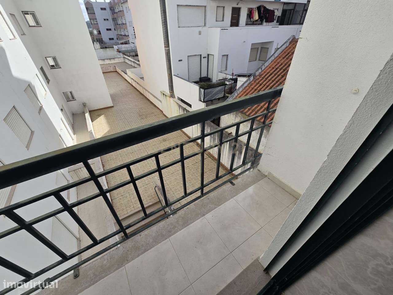 Apartamento T2 a poucos metros da praia  de  Nazaré - Oportunidade-13