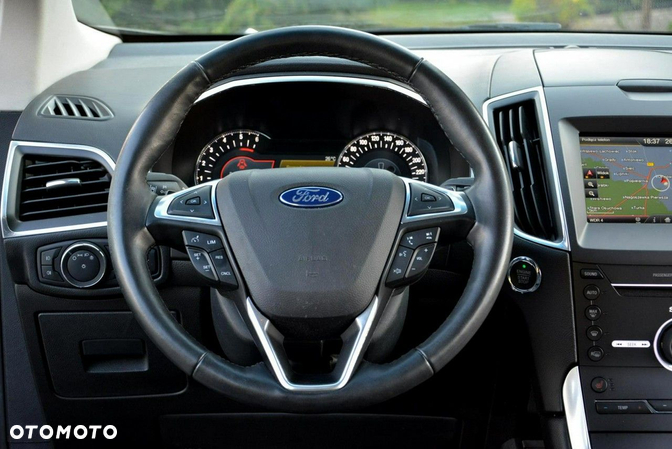 Ford EDGE - 25