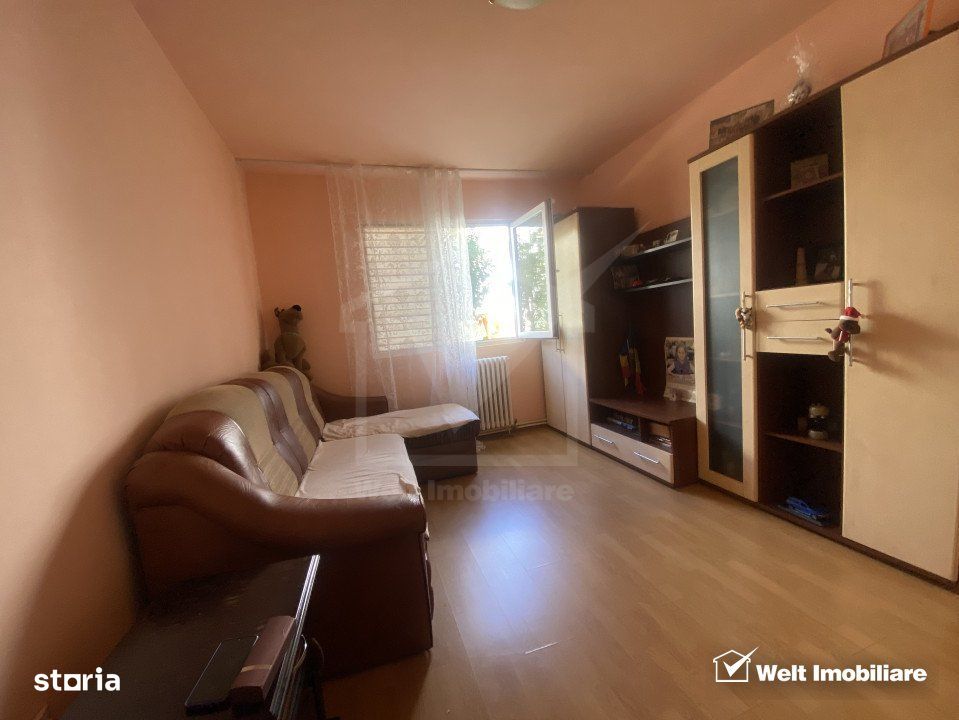 Apartament 4 camere, zona Mehedinti, Manastur