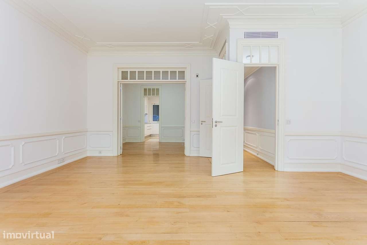 Apartamento T2 com estacionamento, Avenida da Liberdade, Lisboa - Grande imagem: 5/24