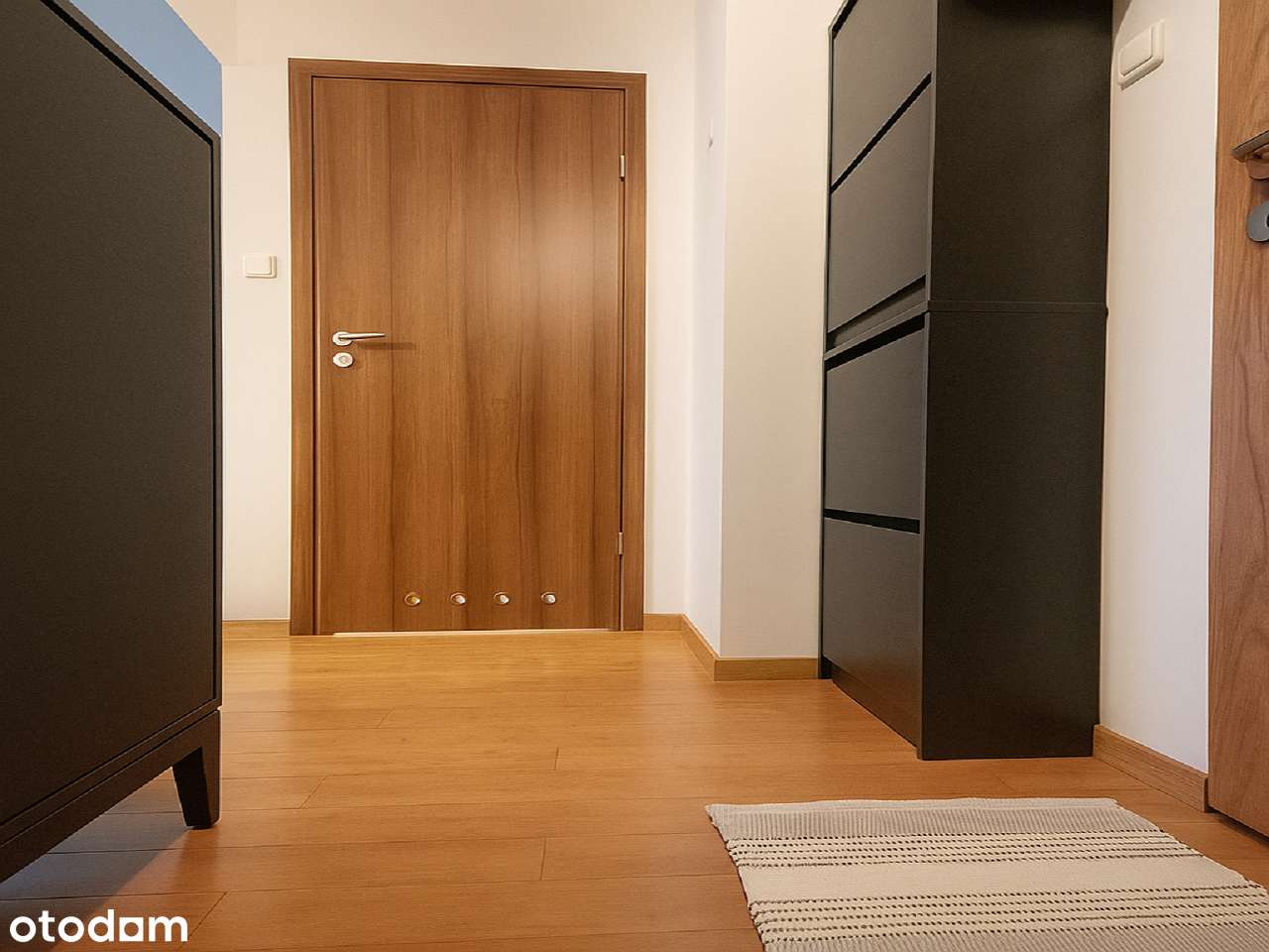 2 pokojowe z ogródkiem na os. zamkniętym + komórka + garaż-4