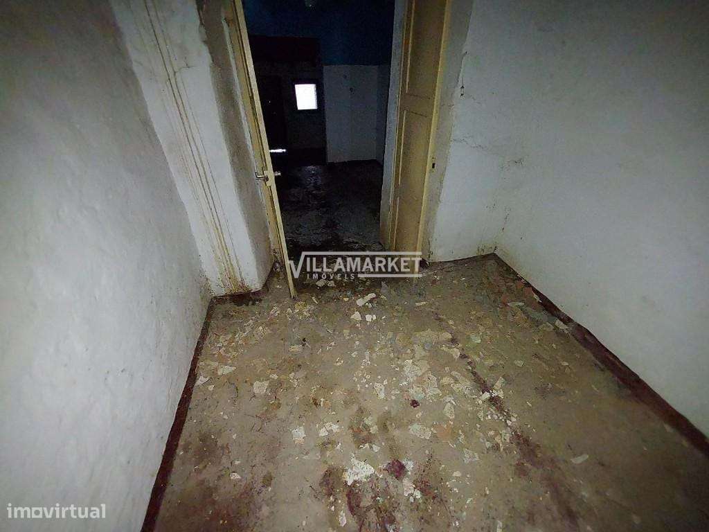 Moradia térrea de tipologia T2 +1 da banca situada em São Aleixo da Re - Grande imagem: 5/10