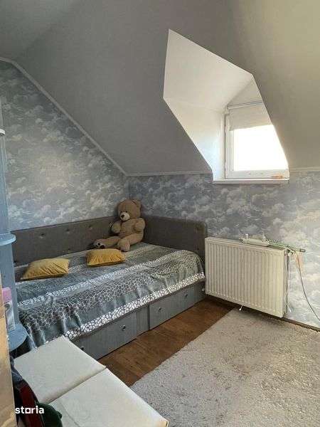 Casa de vânzare P+1E+M - Imagine principală: 4/8