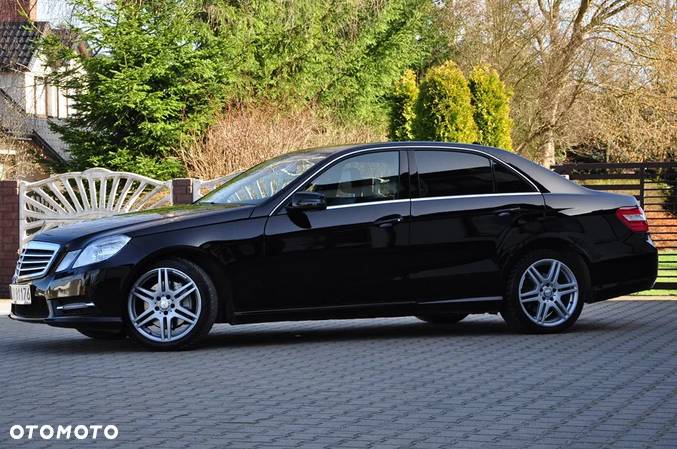 Mercedes-Benz Klasa E 200 CDI DPF BlueEFFICIENCY 7G-TRONIC - 4