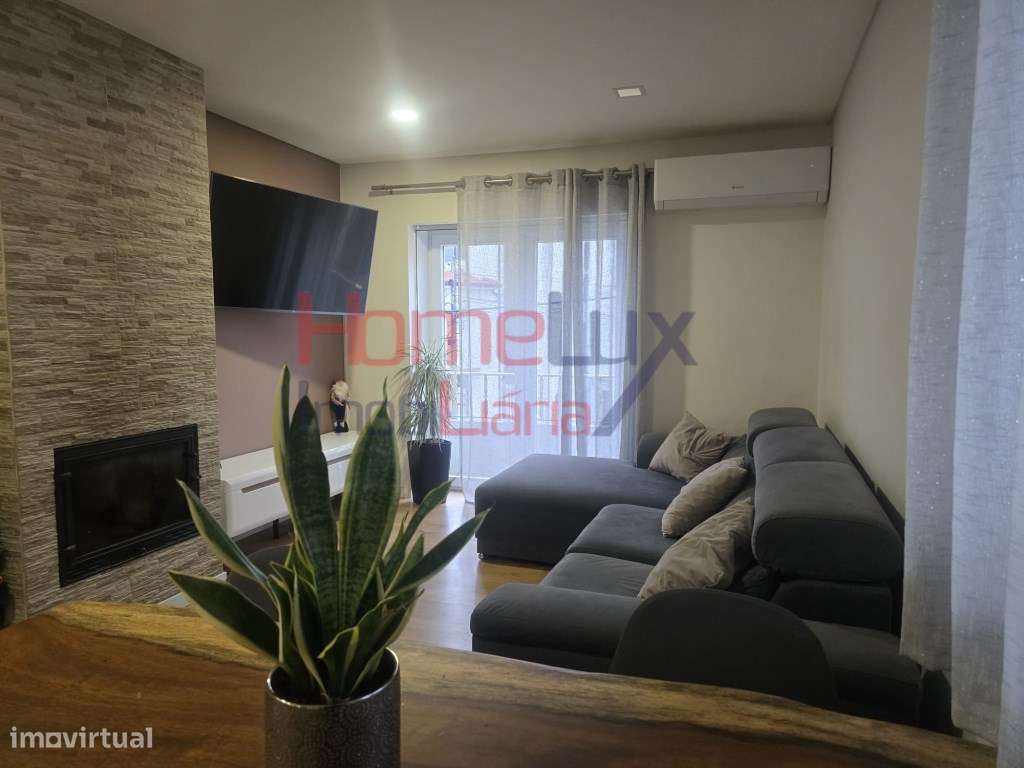 Andar Moradia T3 com Logradouro Privativo e Box para 2 carros !-10