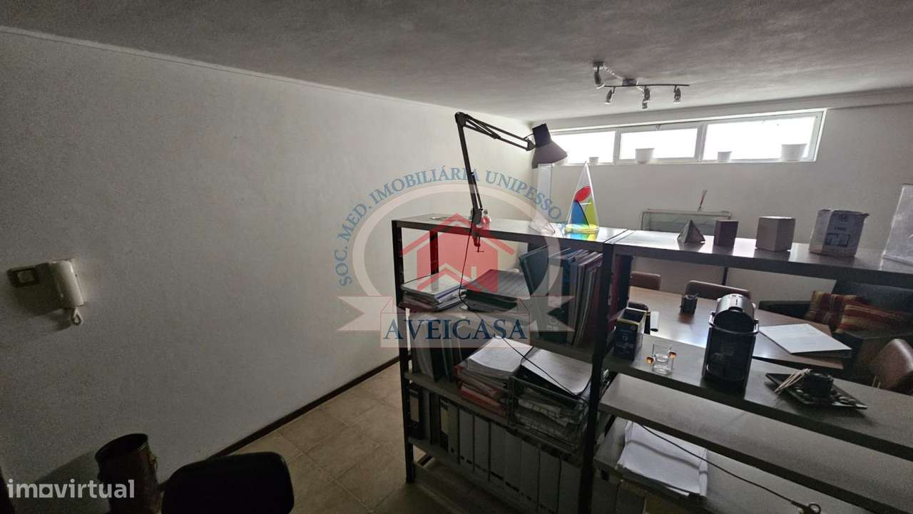 ESCRITÓRIO NO CENTRO DE AVEIRO - Grande imagem: 2/6