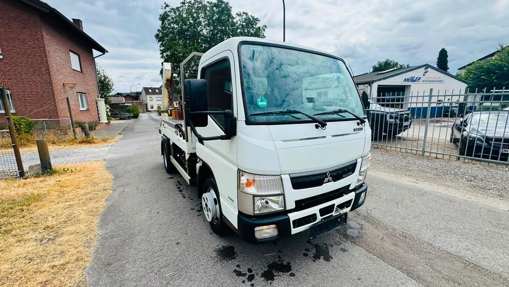 Mitsubishi Fuso Canter 2019